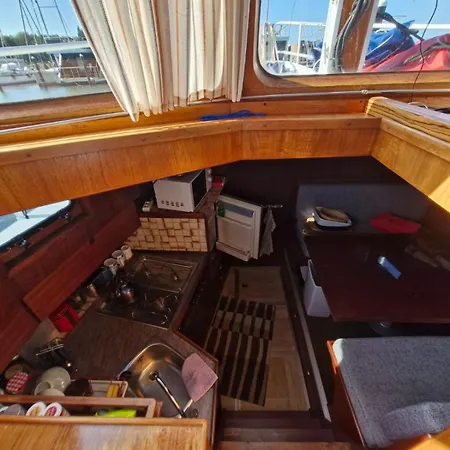 Botel Shangri La Stralsund